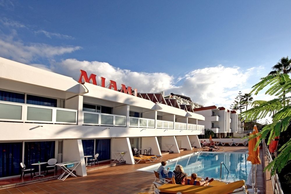 Apartamentos Miami Sun เปอร์โตริโก ภายนอก รูปภาพ