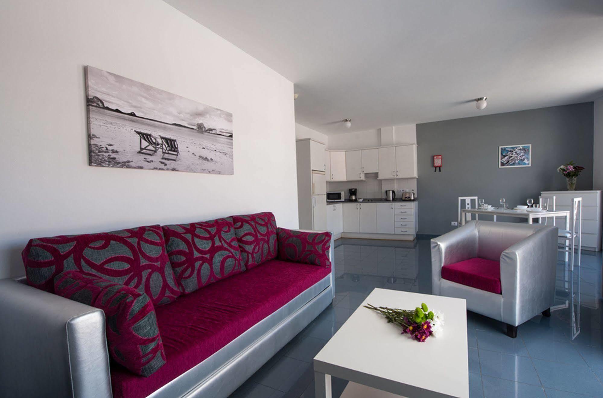 Apartamentos Miami Sun เปอร์โตริโก ภายนอก รูปภาพ
